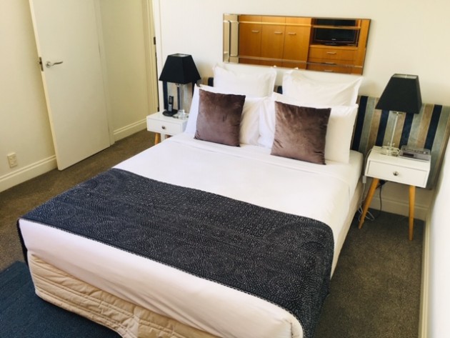 3 Bedroom 2 Bathroom Split Level Apartment Latitude 37